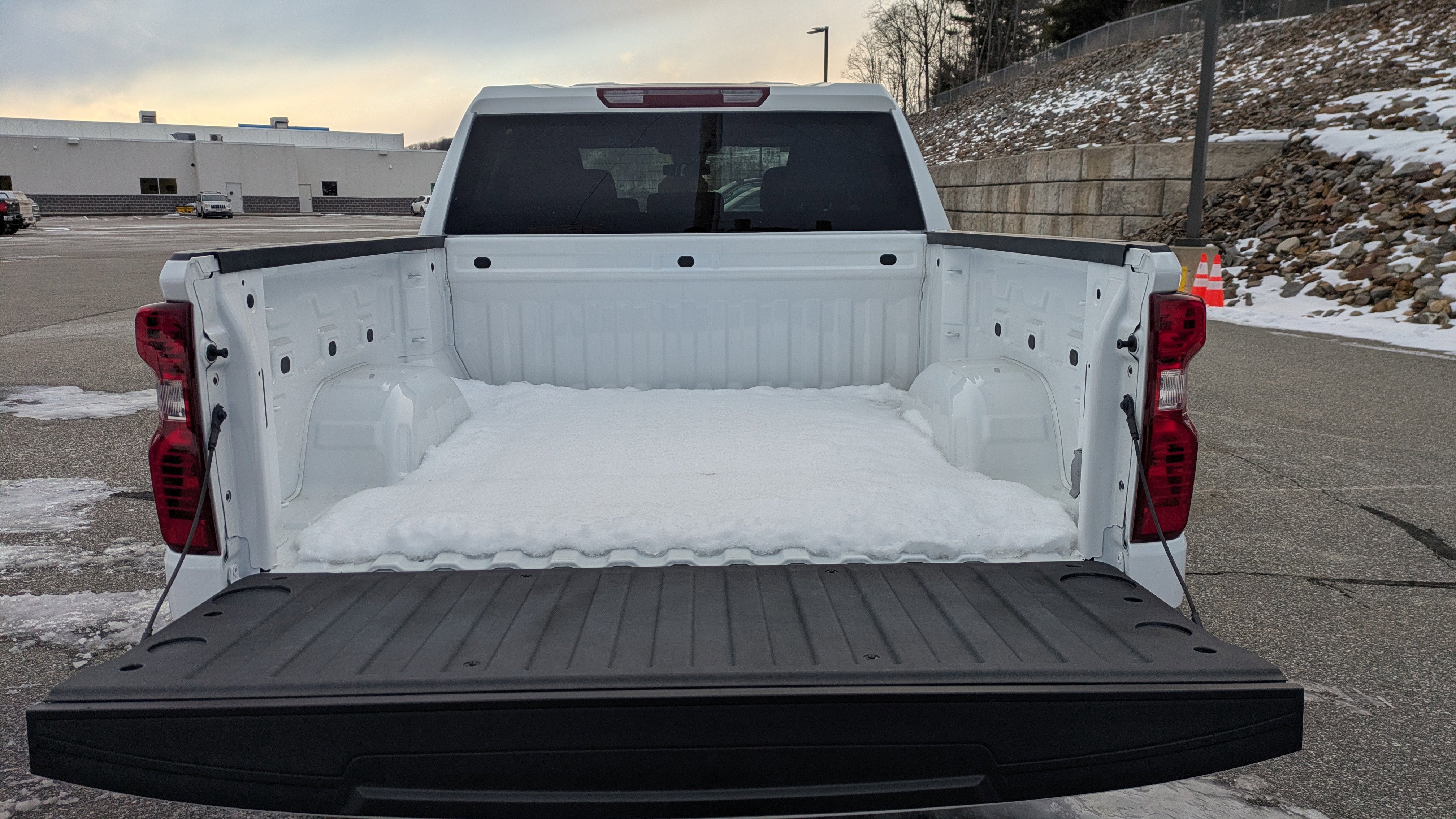 2022 Chevrolet Silverado 1500 LT (2FL)