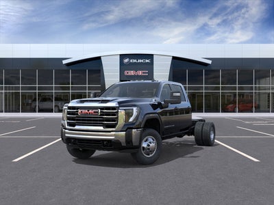 2026 GMC Sierra 3500 HD Chassis Cab Pro