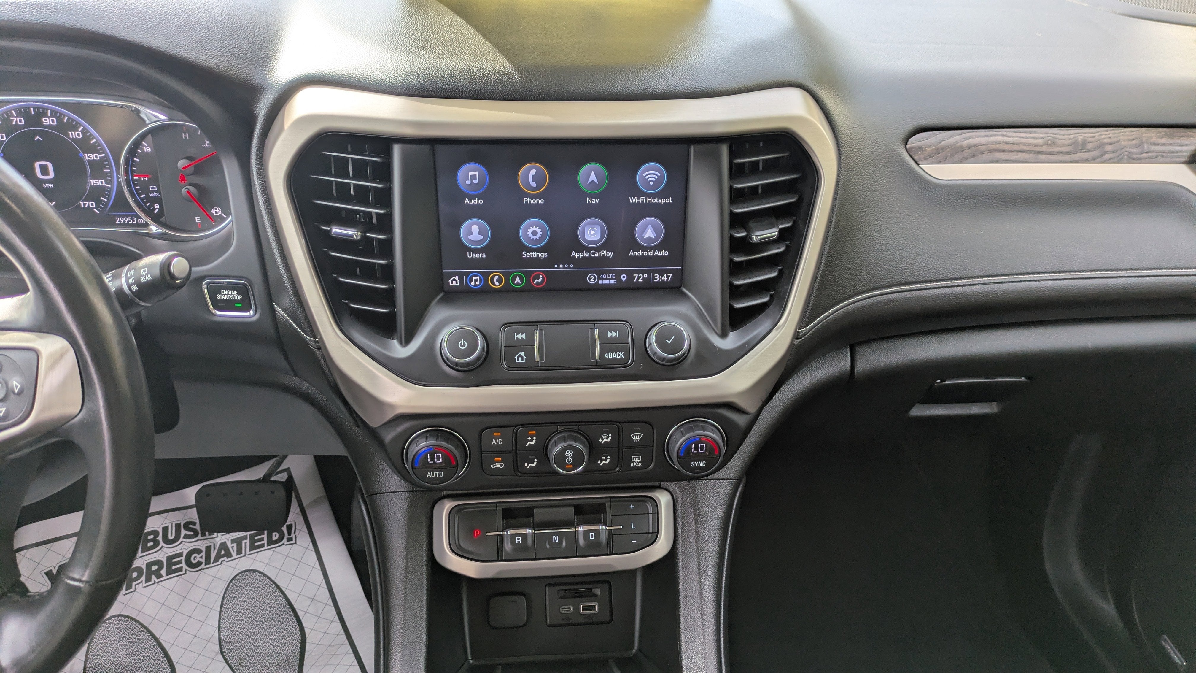 2022 GMC Acadia Denali