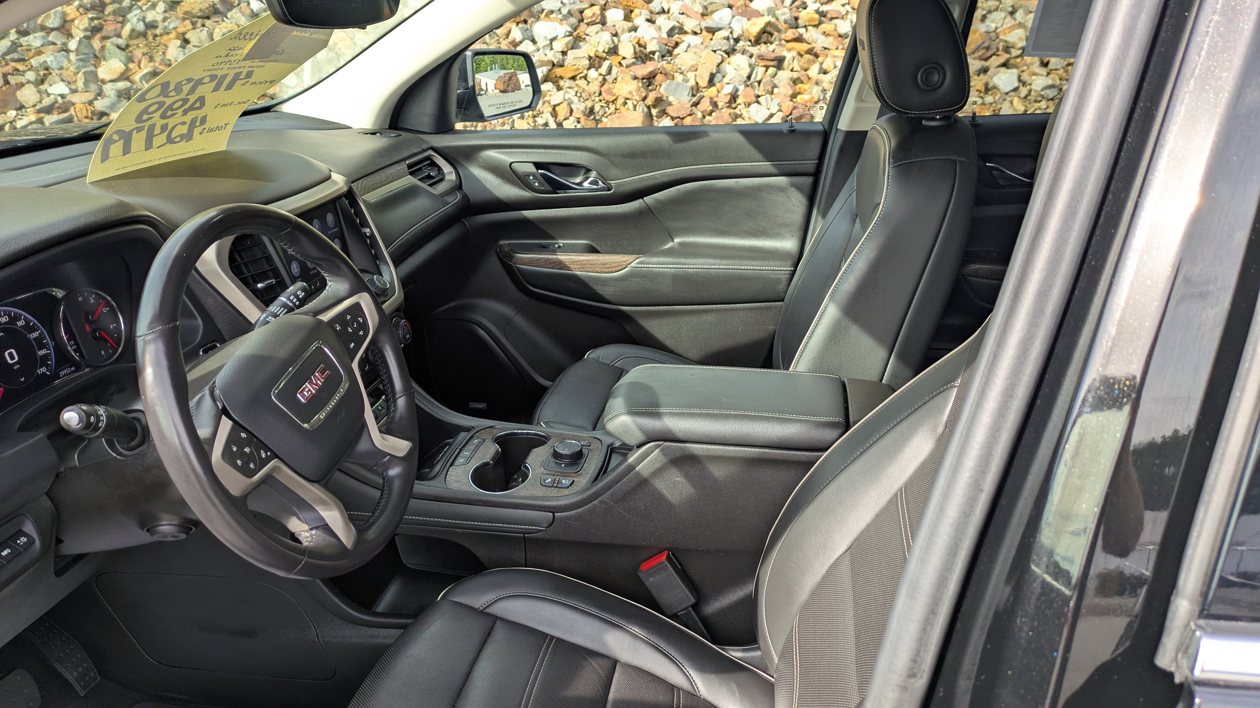 2022 GMC Acadia Denali