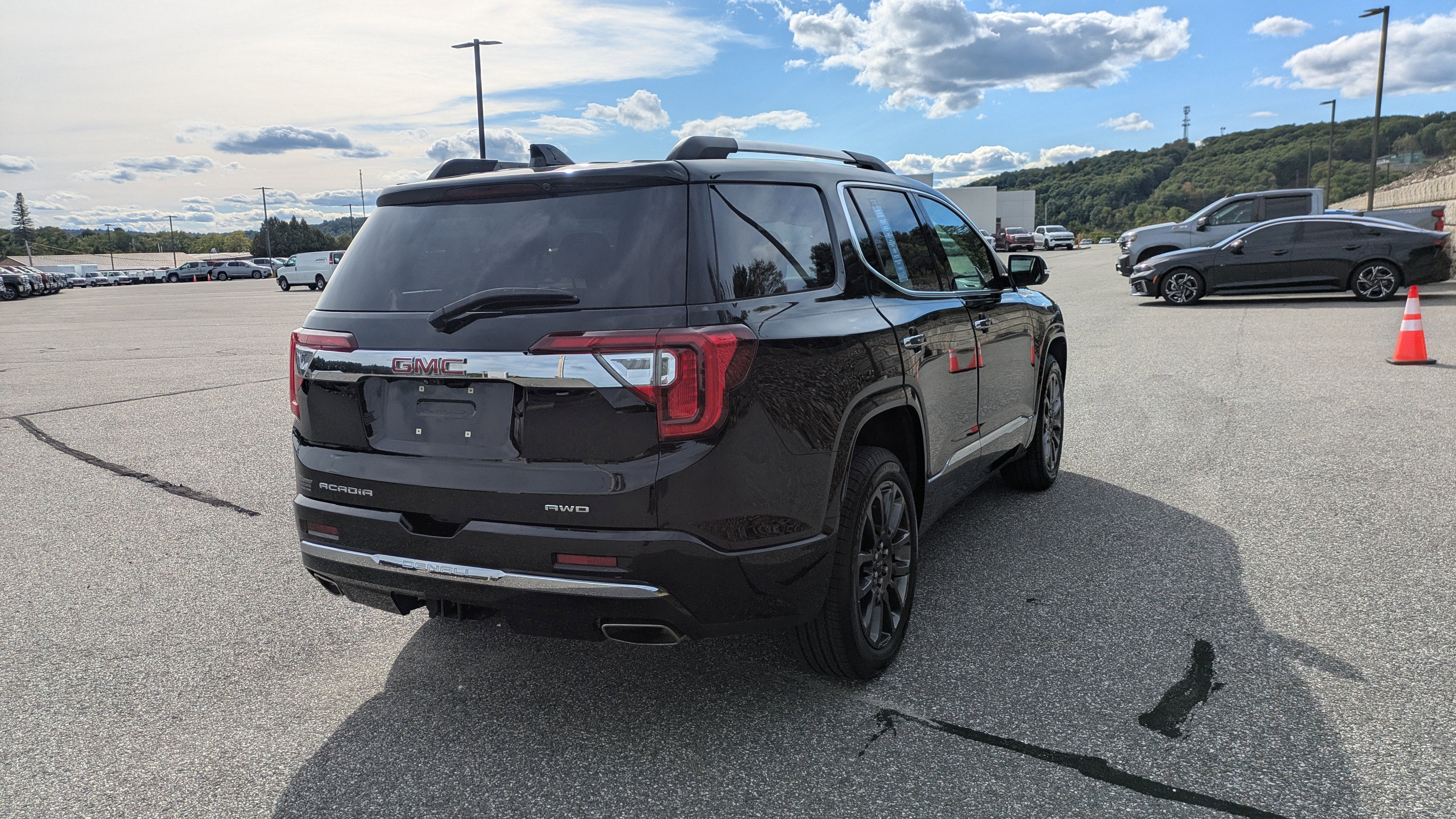 2022 GMC Acadia Denali