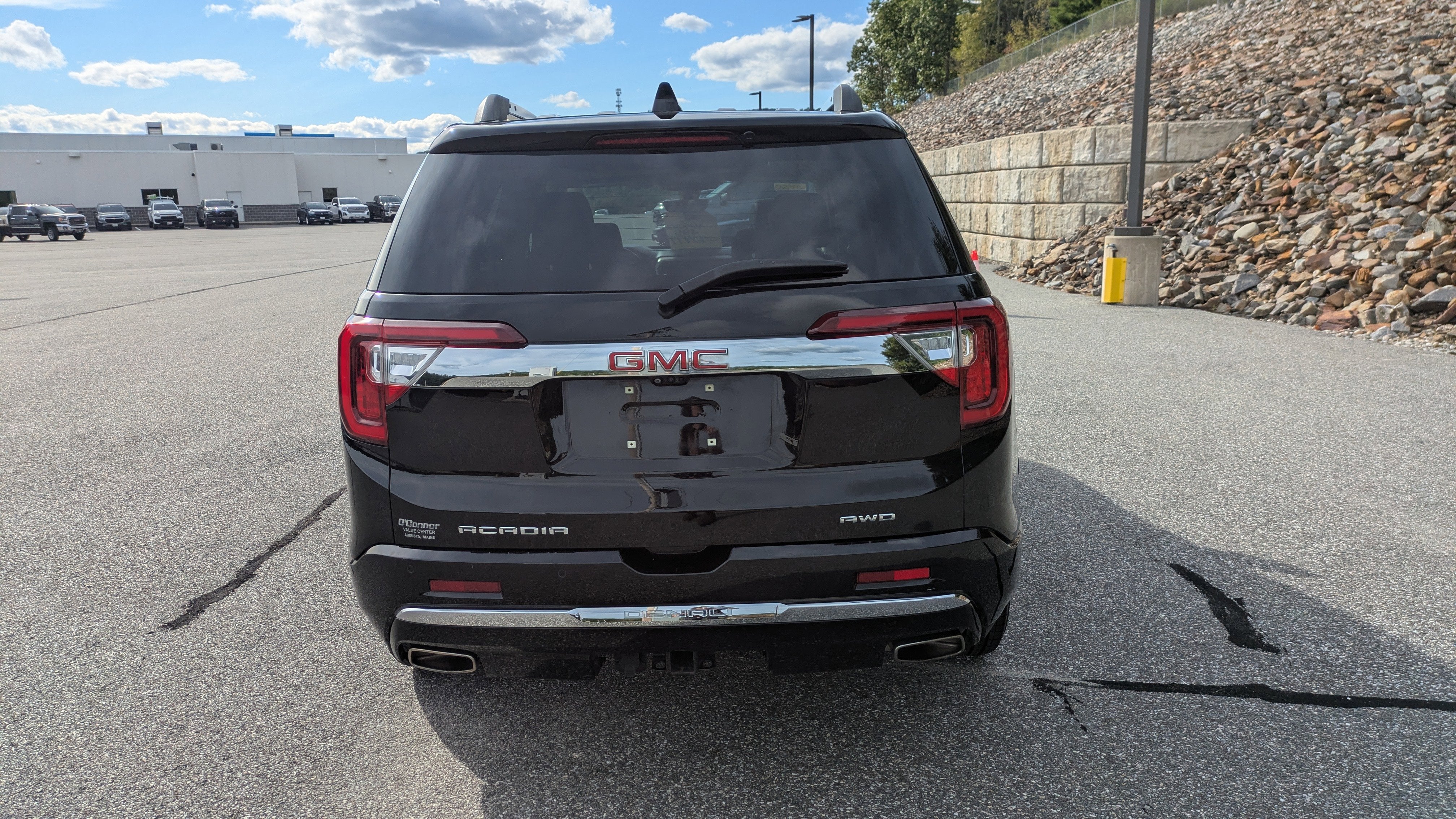 2022 GMC Acadia Denali