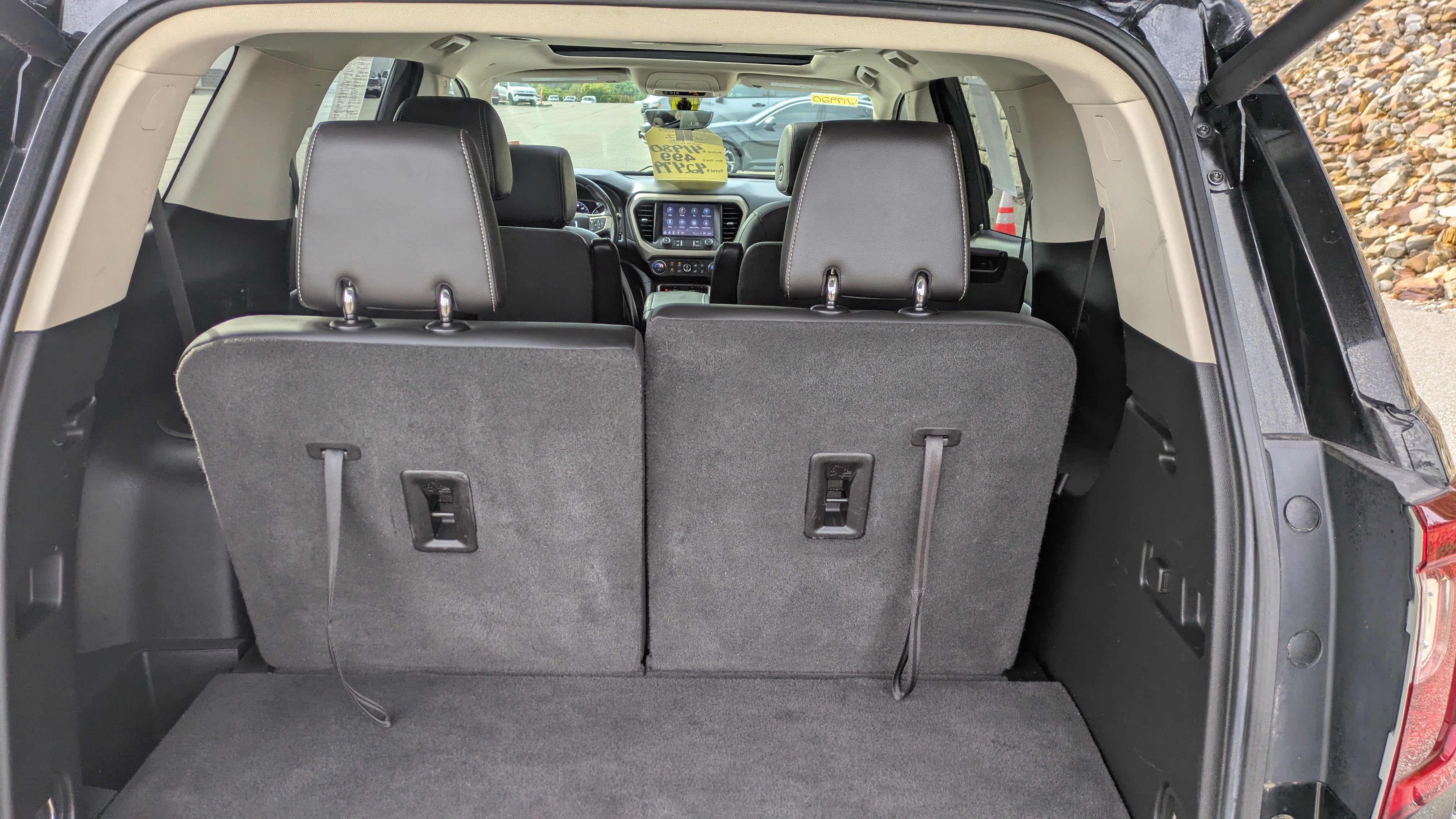 2022 GMC Acadia Denali