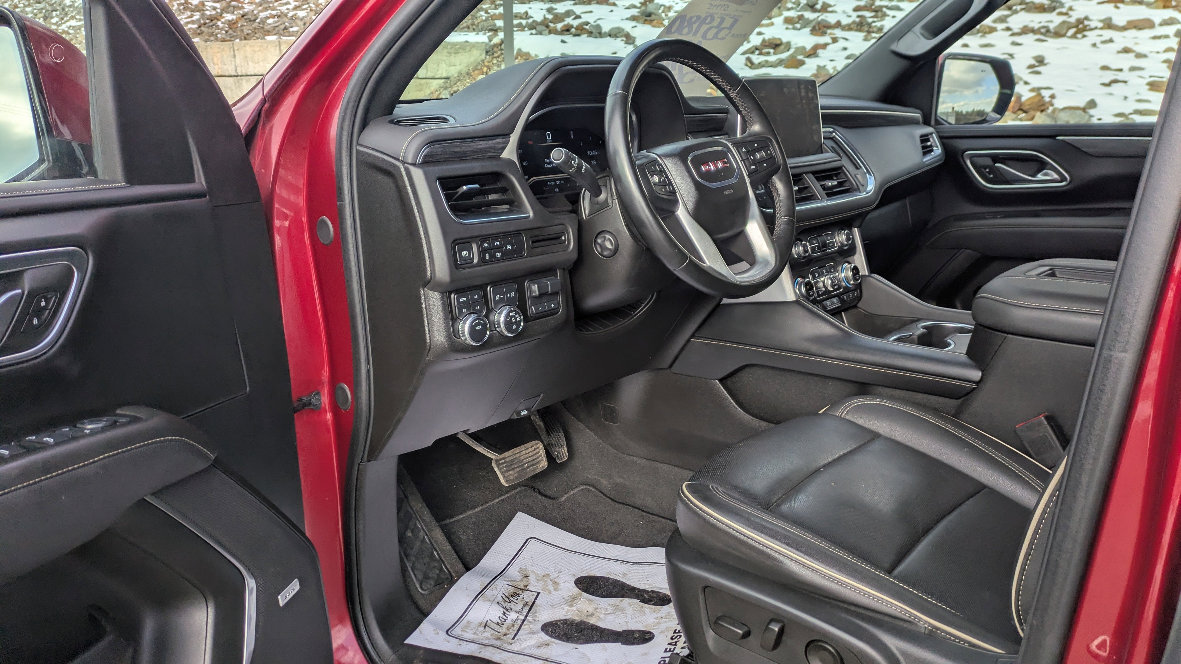 2024 GMC Yukon XL SLT