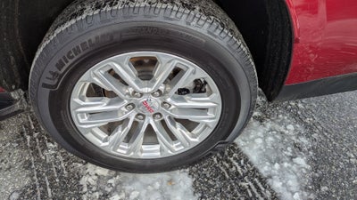 2024 GMC Yukon XL SLT