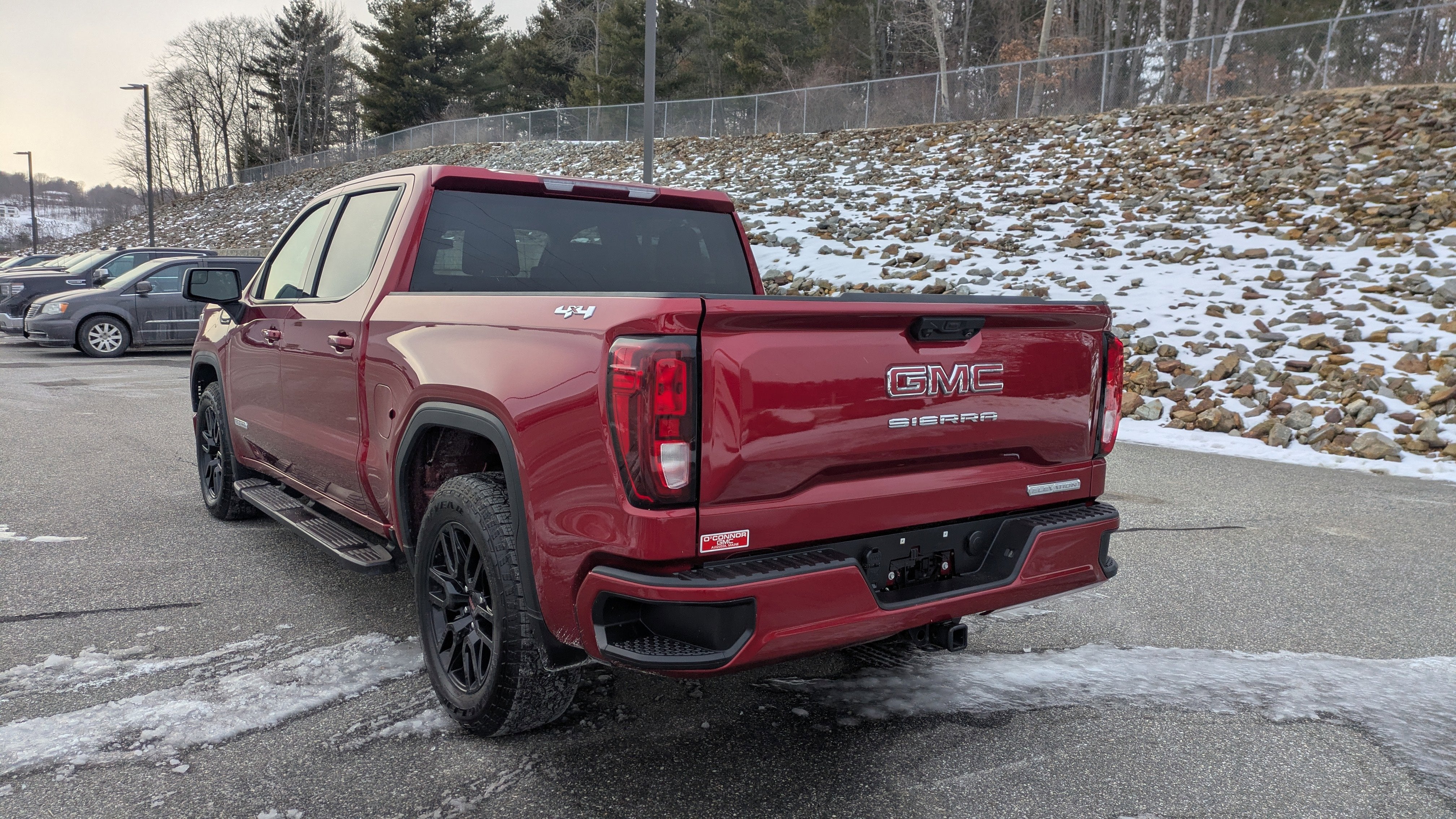 2024 GMC Sierra 1500 Elevation