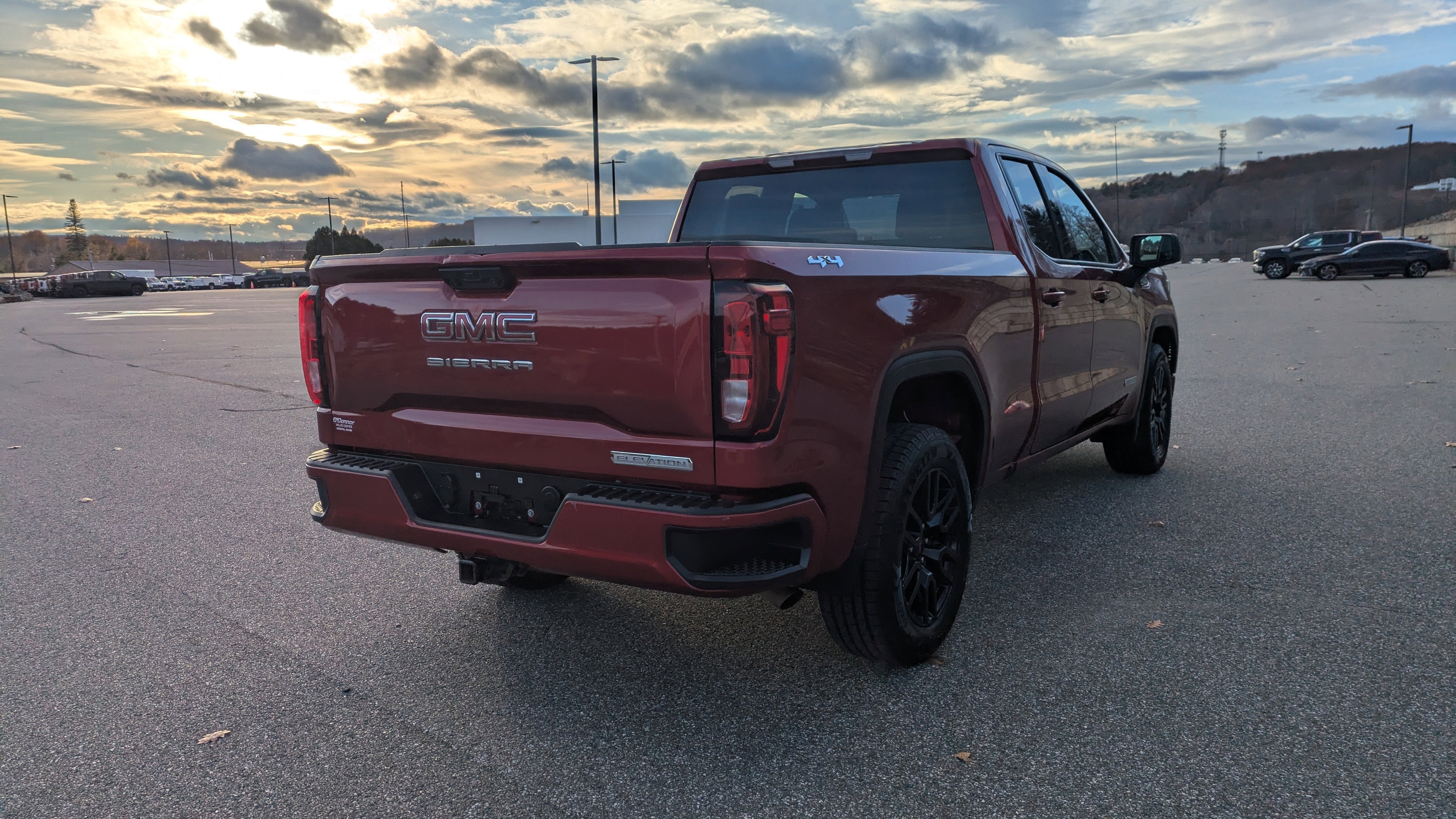 2024 GMC Sierra 1500 Elevation