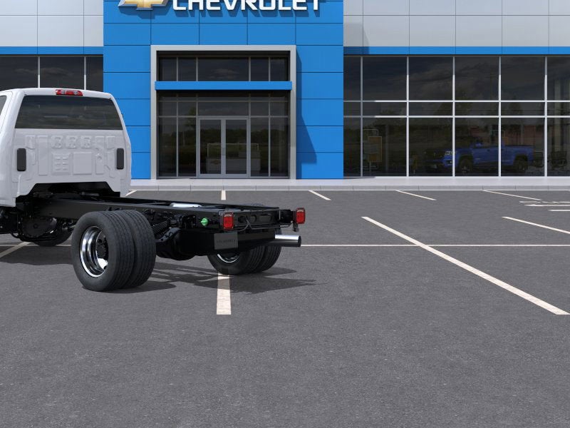 2025 Chevrolet Silverado 5500 HD Work Truck
