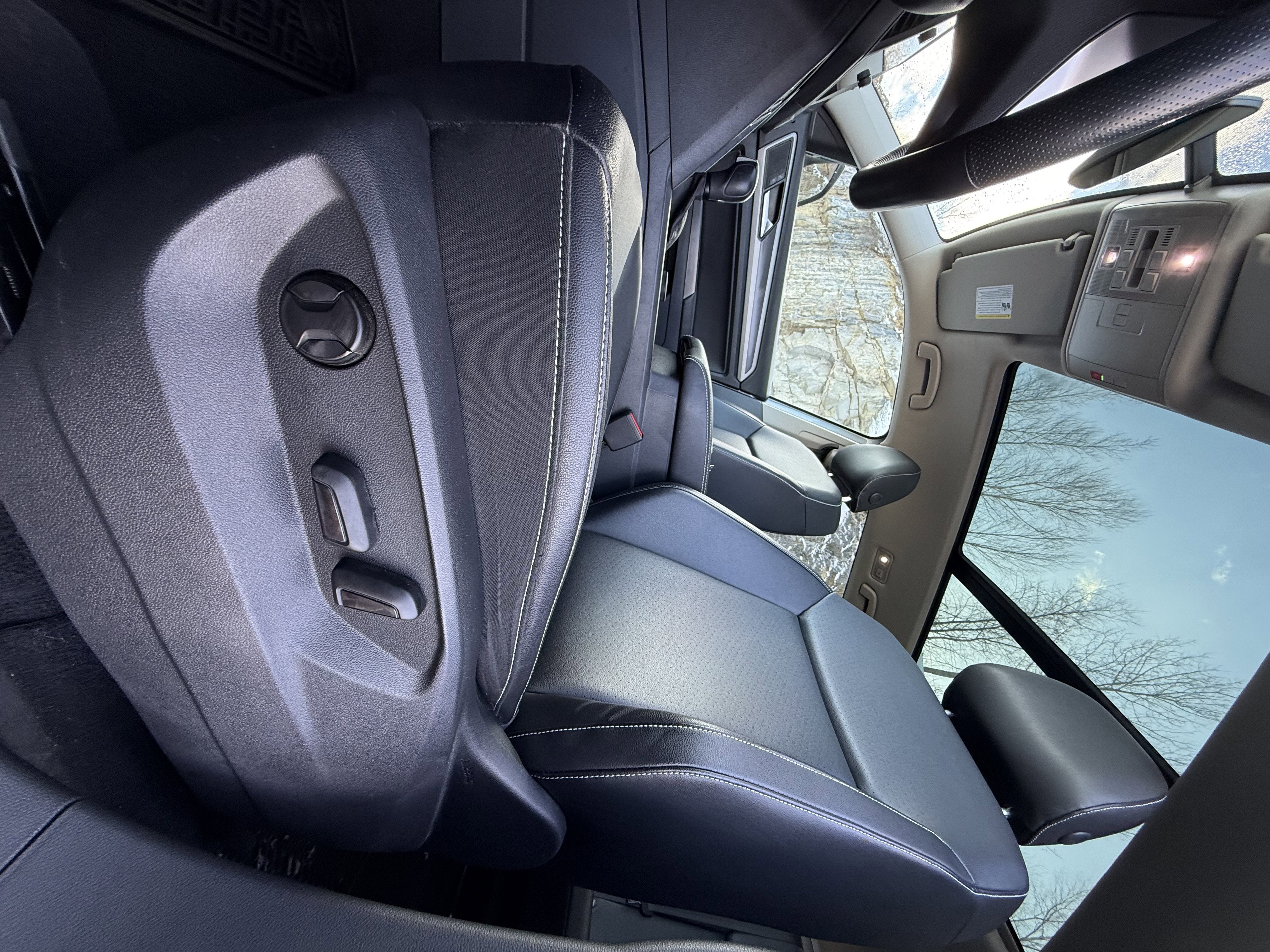 2021 Volkswagen Atlas 3.6L V6 SE w/Technology R-Line