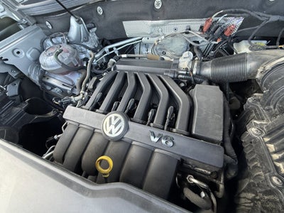 2021 Volkswagen Atlas 3.6L V6 SE w/Technology R-Line