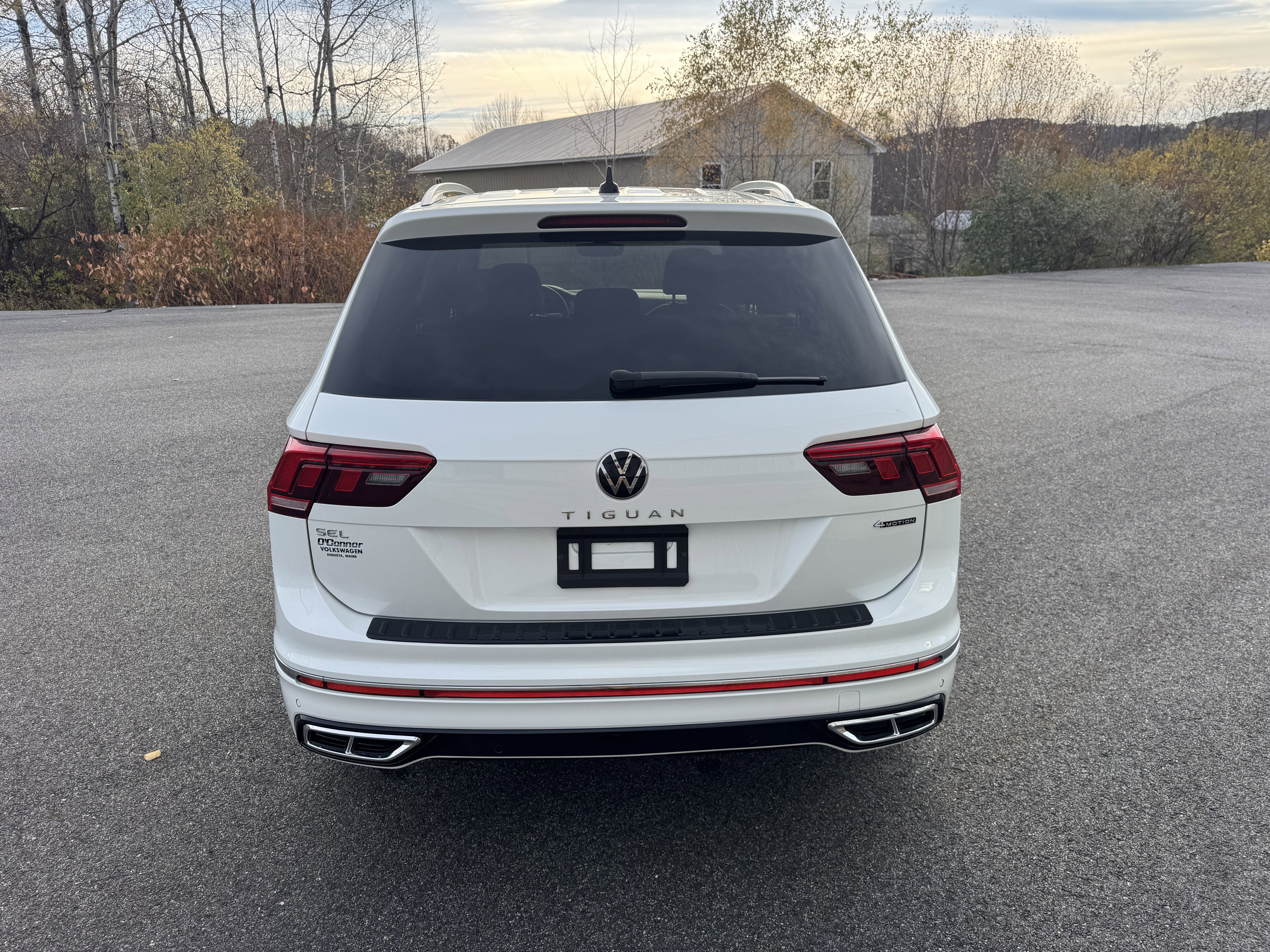 2024 Volkswagen Tiguan SEL R-Line