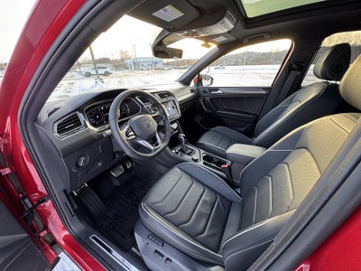 2024 Volkswagen Tiguan SEL R-Line