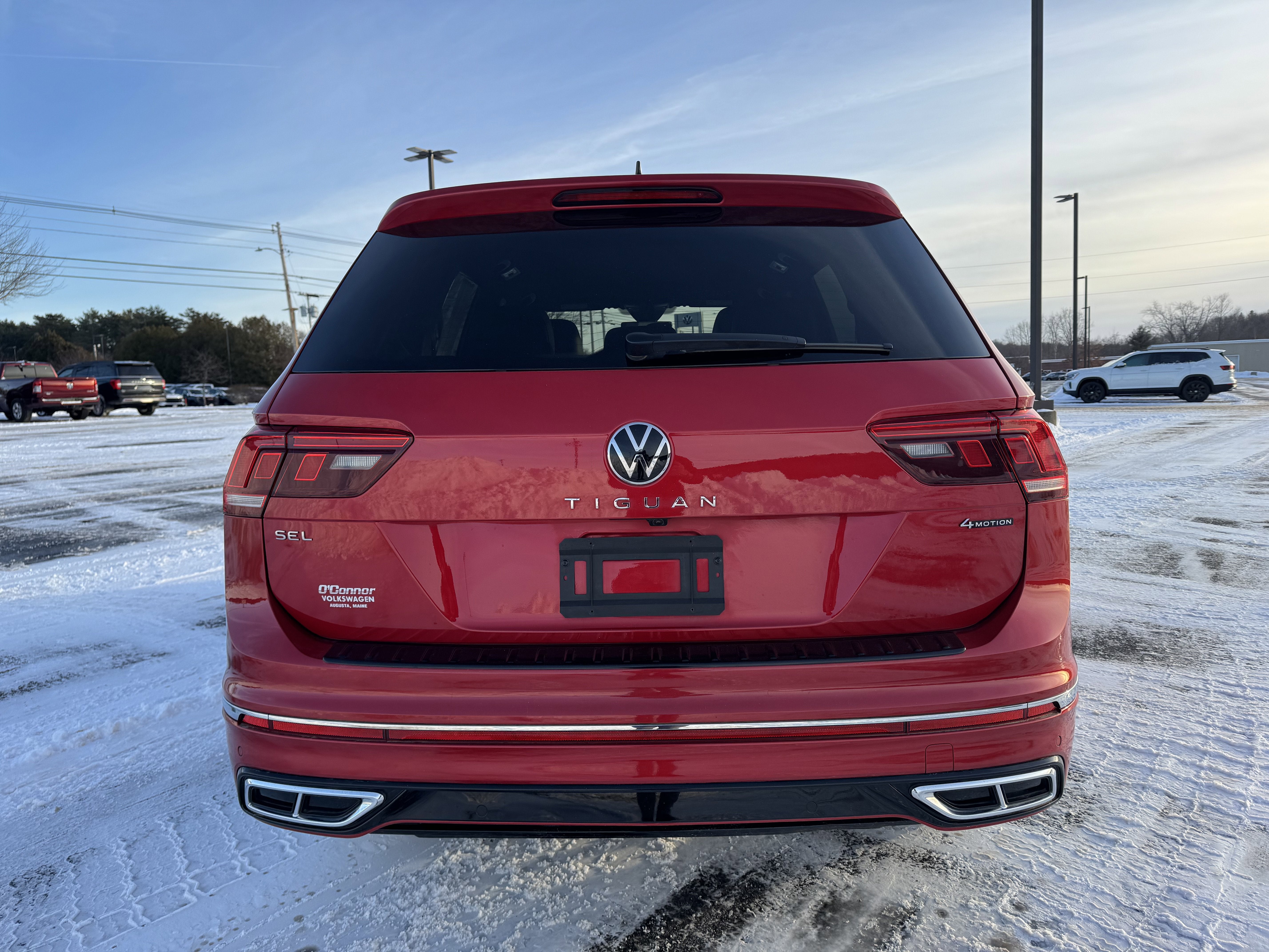 2024 Volkswagen Tiguan SEL R-Line