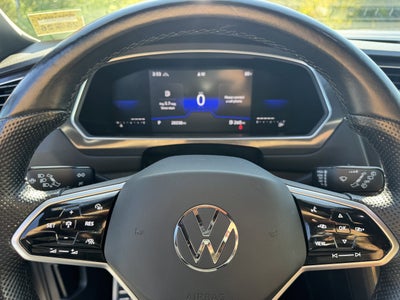 2023 Volkswagen Tiguan SE R-Line Black