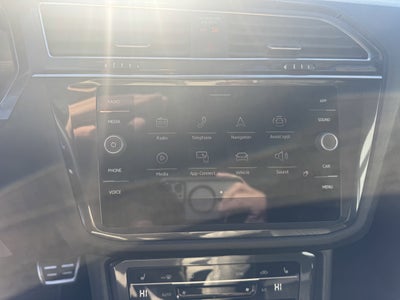 2023 Volkswagen Tiguan SE R-Line Black