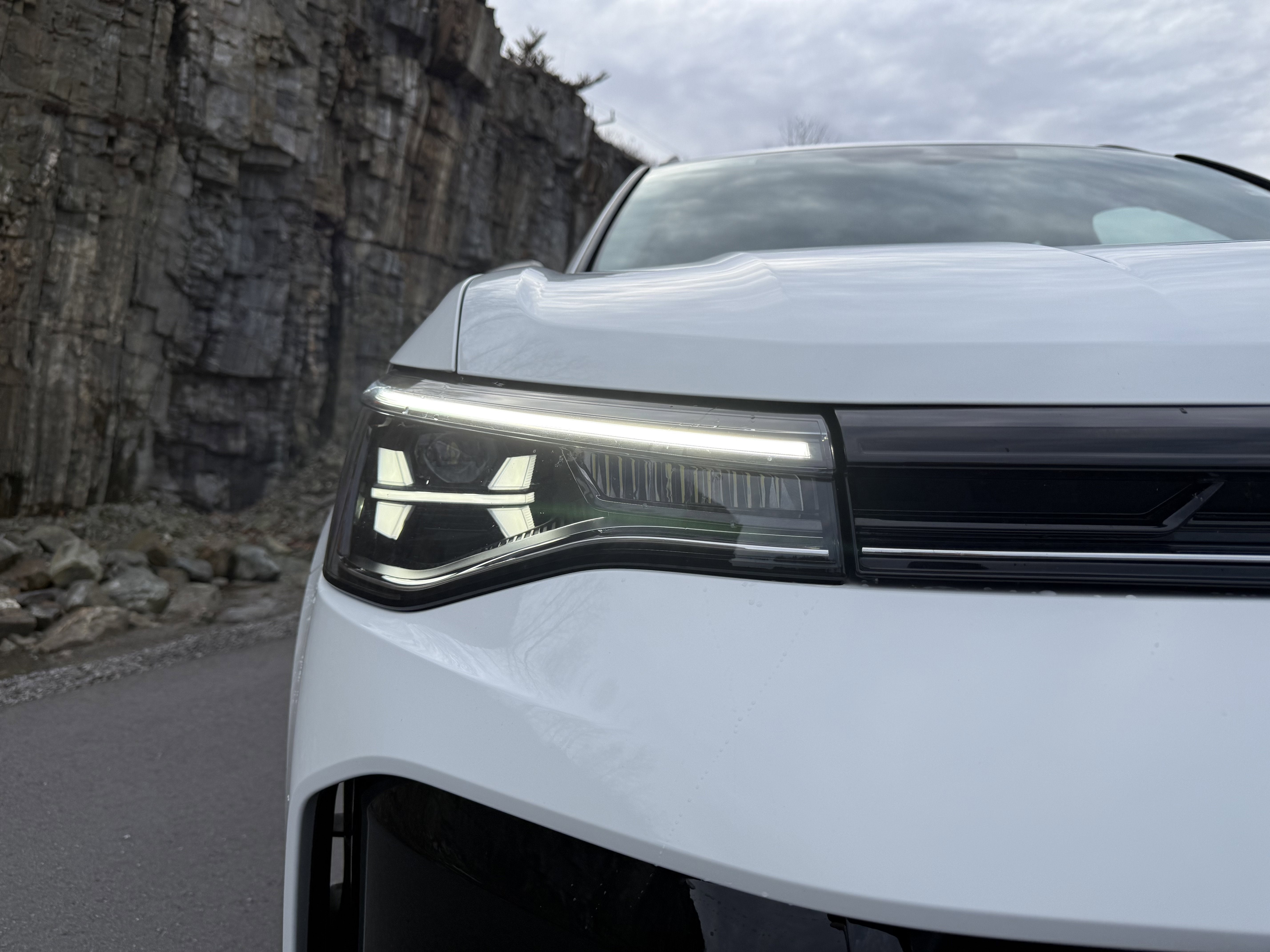 2025 Volkswagen Taos S