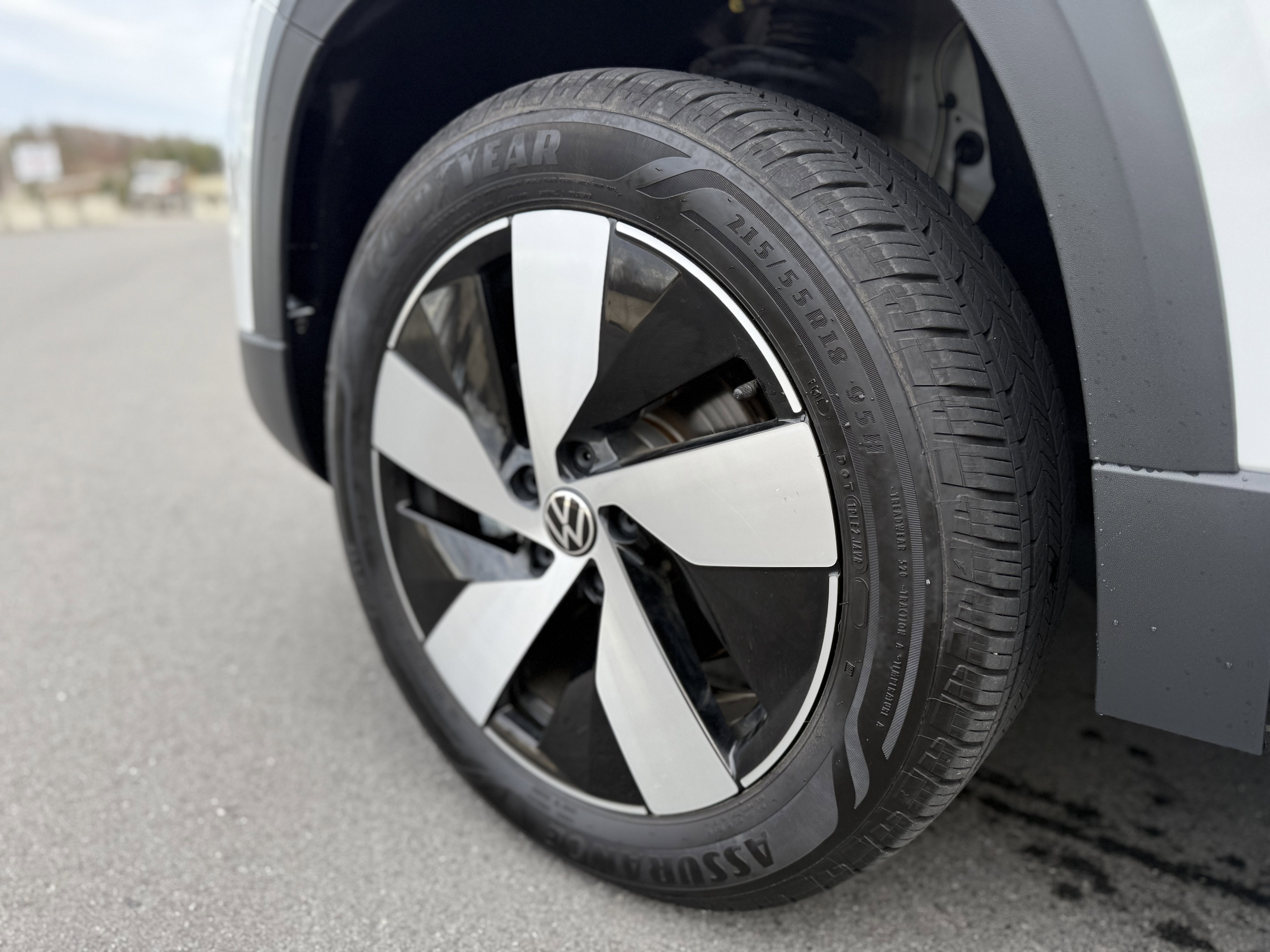 2025 Volkswagen Taos S