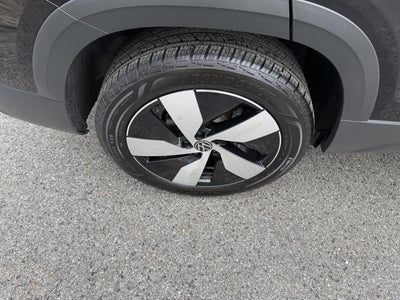 2025 Volkswagen Taos S