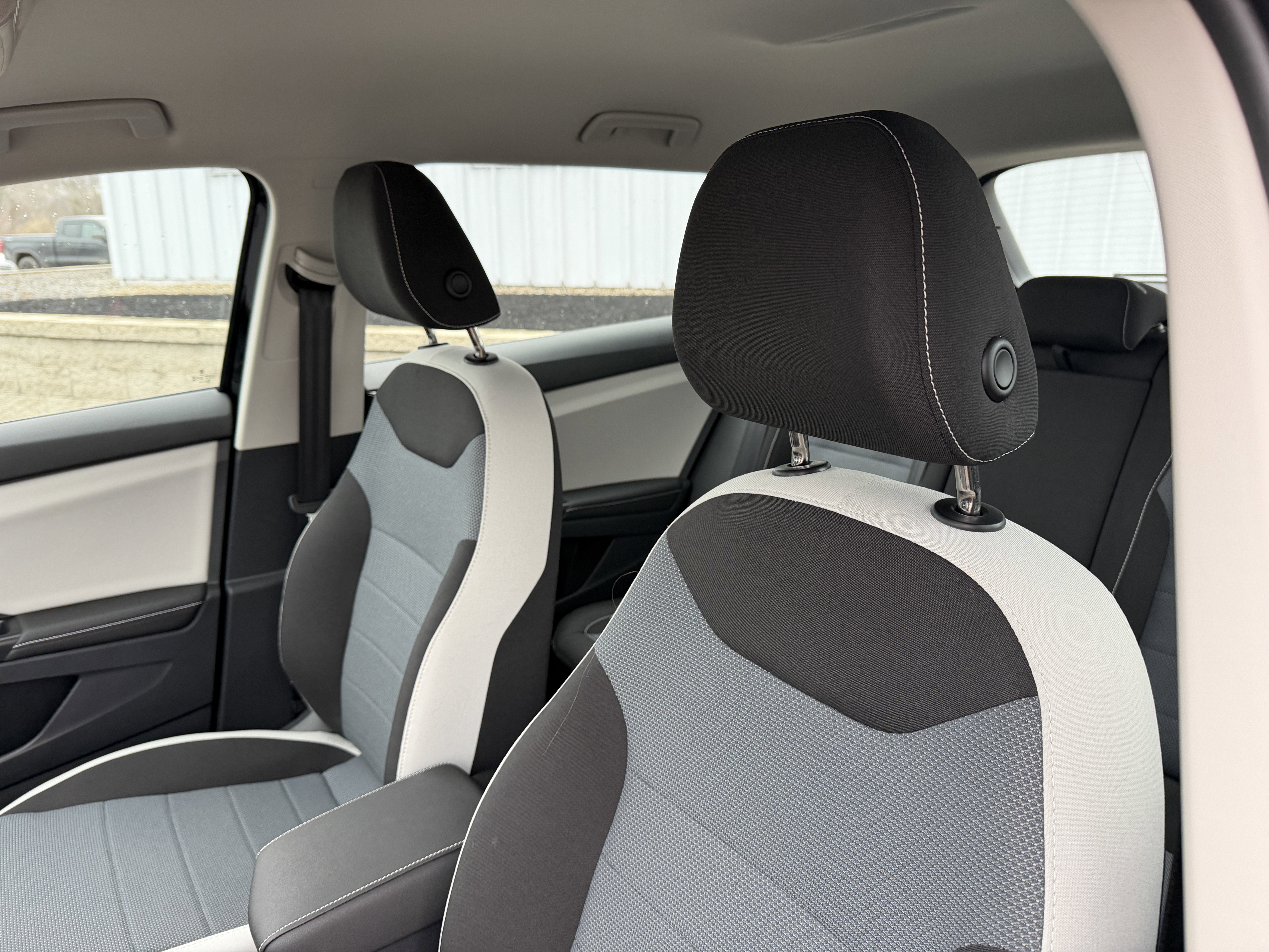 2025 Volkswagen Taos S