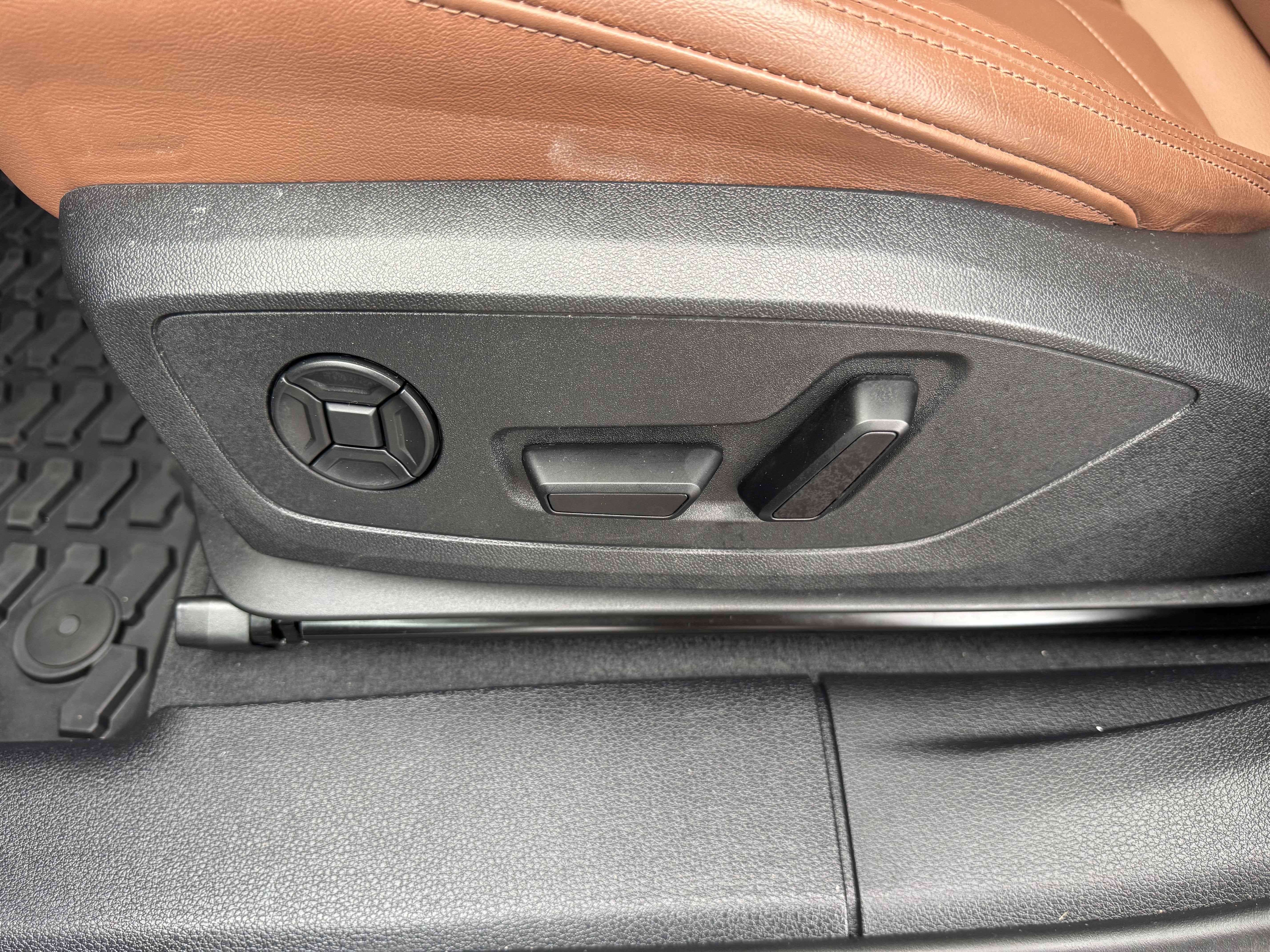 2024 Audi Q3 S line Premium