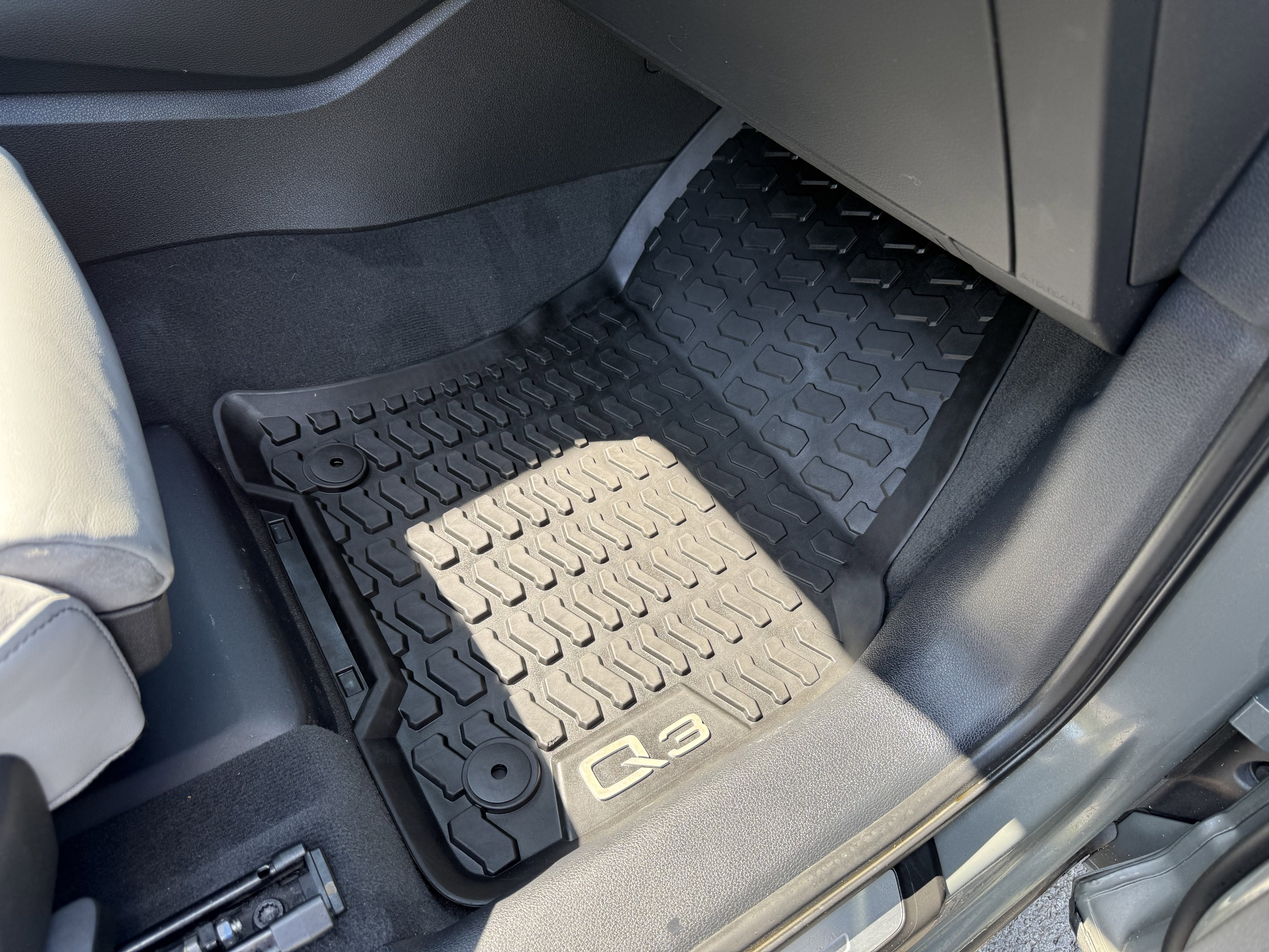 2022 Audi Q3 S line Premium Plus